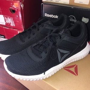 Reebok flexagon energy athletic shoes